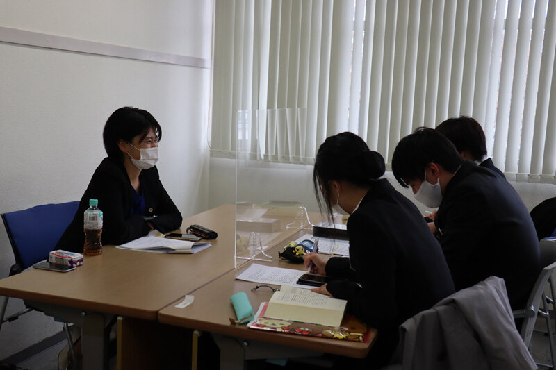 名古屋大学法学部生向けに模擬法律相談を開催しました（挿入写真）.JPG