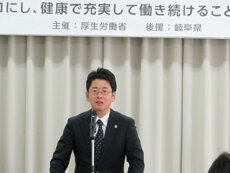 岩井羊一弁３.JPG